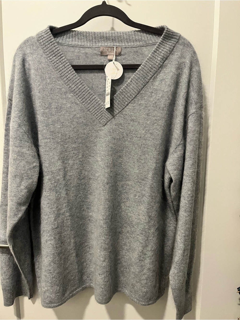 J. Crew Brushed Cashmere Relaxed Fit V-Neck, Sz M, Grey - Picture 7 of 12